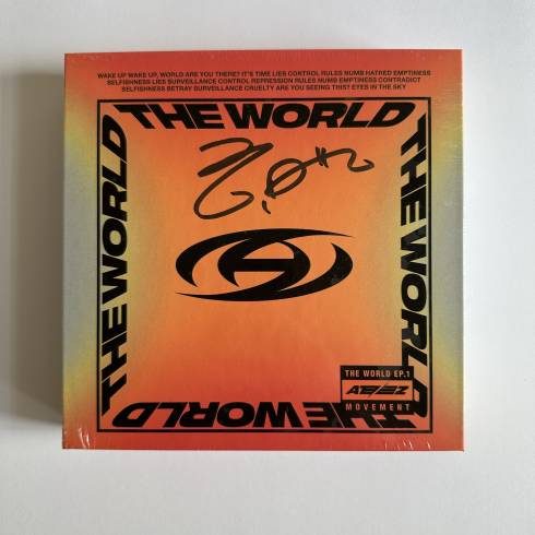 ATEEZ WOOYOUNG SIGNED 'THE WORLD EP.1: MOVEMENT' - VERSION Z